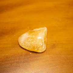 Pedra rolada citrino - comprar online