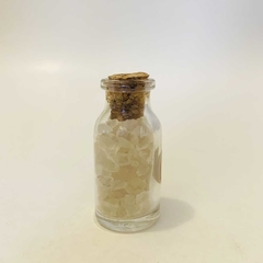 Pedrinhas naturais na garrafa - Cristal - comprar online