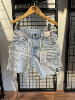 Bermuda Kids Titular Jeans Azul Clara Destoyed