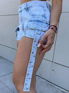 Short Leiva nev c tachas - comprar online