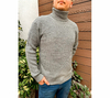 Sweater de lana gris