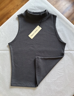 Musculosa Triana Gris Acero - comprar online