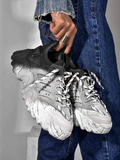 Sneakers Enjoy Print Negro - comprar online