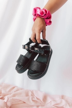 Mini Sandalias Uma Negras
