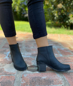 Botas Agustina Negras - tienda online