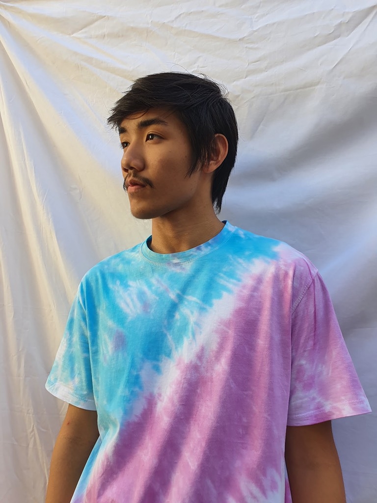 Camiseta Tie-Dye (Azul/Roxo/Rosa) Zucz Clothing