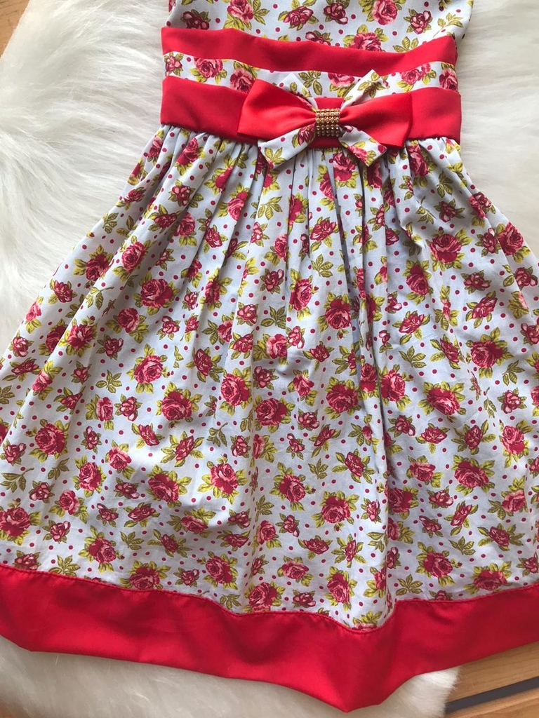 Vestido infantil florido 2025