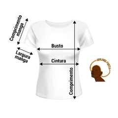 Blusa branca Mulher Preta na internet