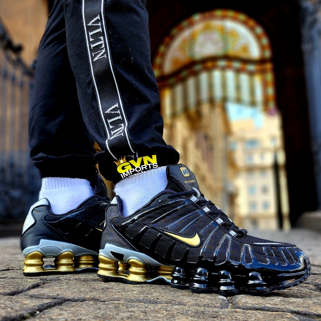 Nike Shox 12 Molas Preto Com Dourado Gvn Imports