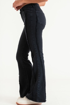Pantalón flare (BLACK KELSO) - comprar online