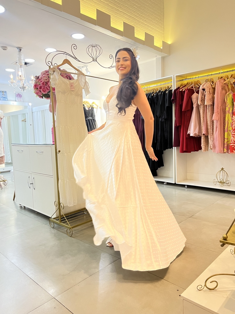 Princesa de vestido branco 2025