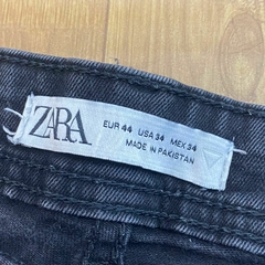 Calça jeans preta Zara TAM: 44 na internet
