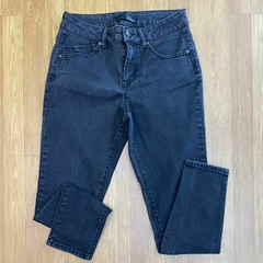 Calça jeans preta 1822 TAM: 42
