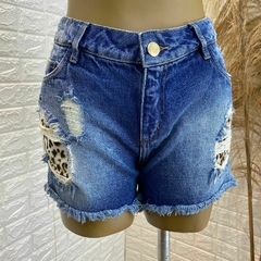 Shorts jeans com detalhe de onça Morena Rosa Tam: 40