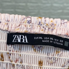 Cropped estampado Zara TAM: GG - Brechó Versátil Santo André