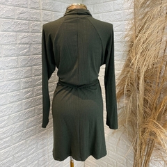 Vestido verde manga longa e cinto TAM: GG - comprar online