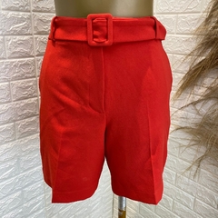Shorts vermelho de alfaiataria TAM: 40 - comprar online