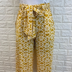Calça pantalona amarela e branca Tam: P - comprar online