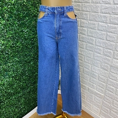 Calça jeans com abertura nas laterais TAM: 38