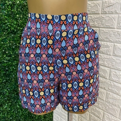 Shorts estampado TAM: M na internet