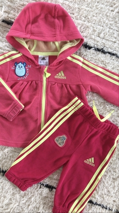 Conjunto adida sale