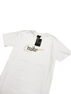 REMERA NK DEFINE WHITE ( BORDADO ) - comprar online