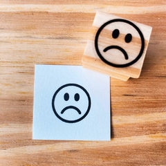 Carimbo Emoji triste (Cod 1225)