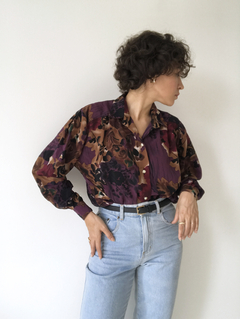 camisa floral abstrata- m na internet