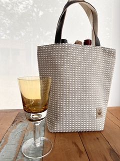 Bolsa geométrica para Vinho e Taça Seriema - comprar online