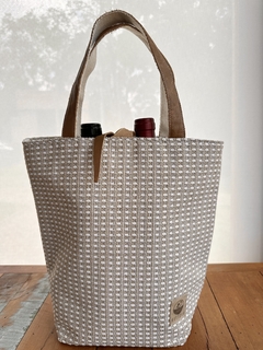 Bolsa geométrica para Vinho e Taça Seriema