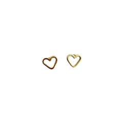 Brinco coração em ouro 18k (075)