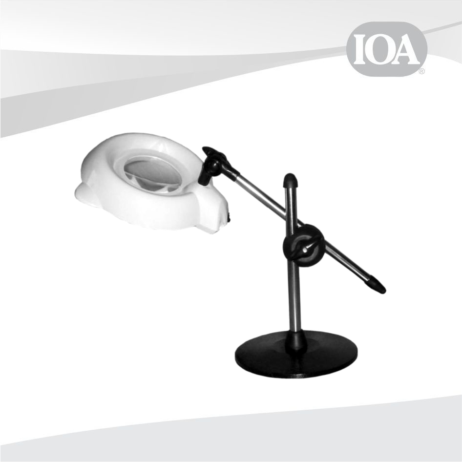 Lupa con luz fria bifocal - IOA Ortopedia y científica