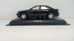 Miniatura - Audi A4 na internet