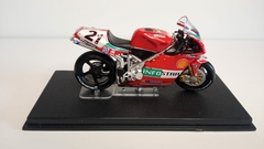 Miniatura - Moto - Ducati 996R - Troy Bayliss 2001 na internet