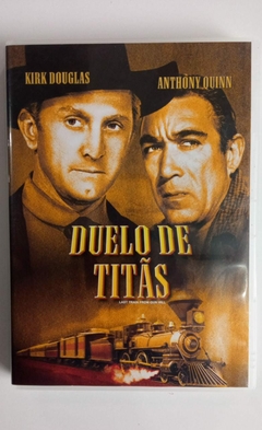 DVD - DUELO DE TITÃS - KIRK DOUGLAS