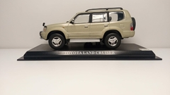 Miniatura - Toyota Land Cruiser na internet