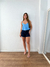 Shorts curto feminino com barra desfiada na internet