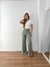 Calça feminina pantalona com abertura lateral livia - coloridas na internet