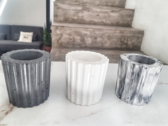 Vaso concreto picos gris