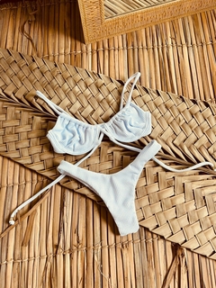 Conjunto Ibiza com calcinha asa delta. - comprar online