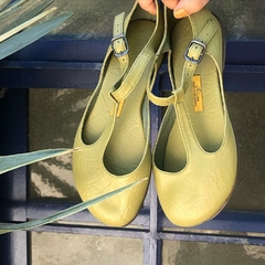 Sapatilha Amélie verde textura