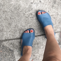 Sandália Clara azul jeans - comprar online