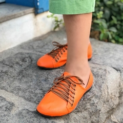 Sapato Teresa laranja na internet