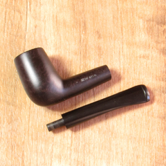 PIPA BPK KENYO CHIMNEY BLACK TAN - REP. CHECA - Estate Pipes Buenos Aires