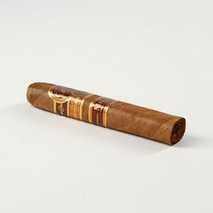 OLIVA SERIE V MELANIO ROBUSTO CAJA X10 (CELOFAN) - NICARAGUA en internet