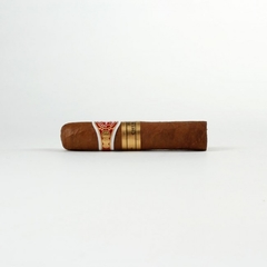 ROMEO Y JULIETA PETIT CHURCHILL PETACA X3 TUBOS - CUBA - comprar online