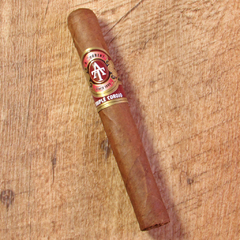 A. TURRENT TORO TRIPLE COROJO NICARAGUA CAJA X4 - MEXICO - tienda online