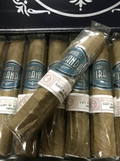 Francisco de Miranda Petit Robusto Linea Azul x 25 Unidades En Hermosa Caja Origen República Dominicana