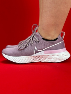 Nike React Flyknit Roxo Nacional Premium