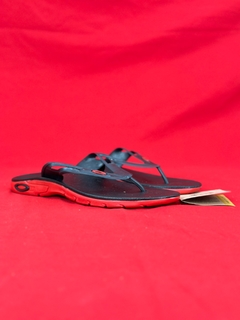 Chinelo oakley preto vermelho - WL Drop